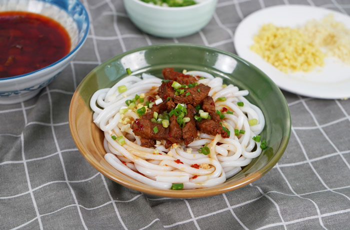 山海关肉臊子粉培训